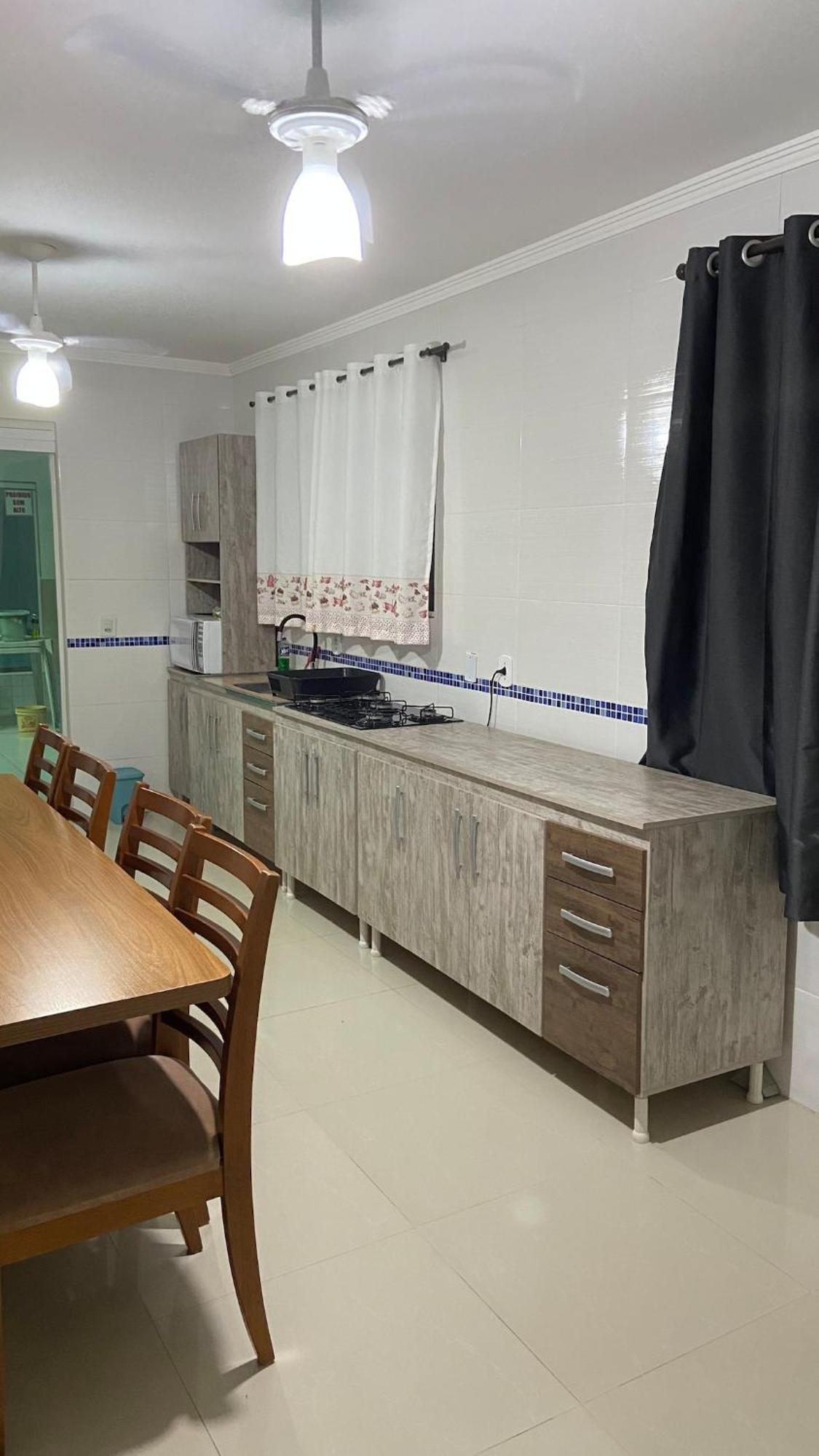 Casa Com Piscina Em Bc Casa de férias